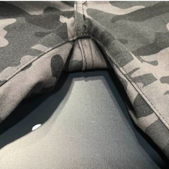 Levi Strauss 711 Original Riveted Grey Camo Jeans - Women - size W31 Petite - Picture 6 of 14